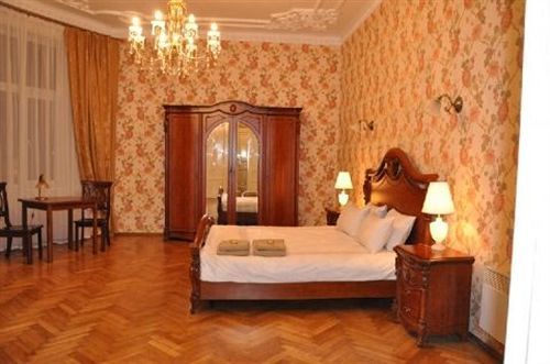 Oid Town Apartments Leopoli Esterno foto
